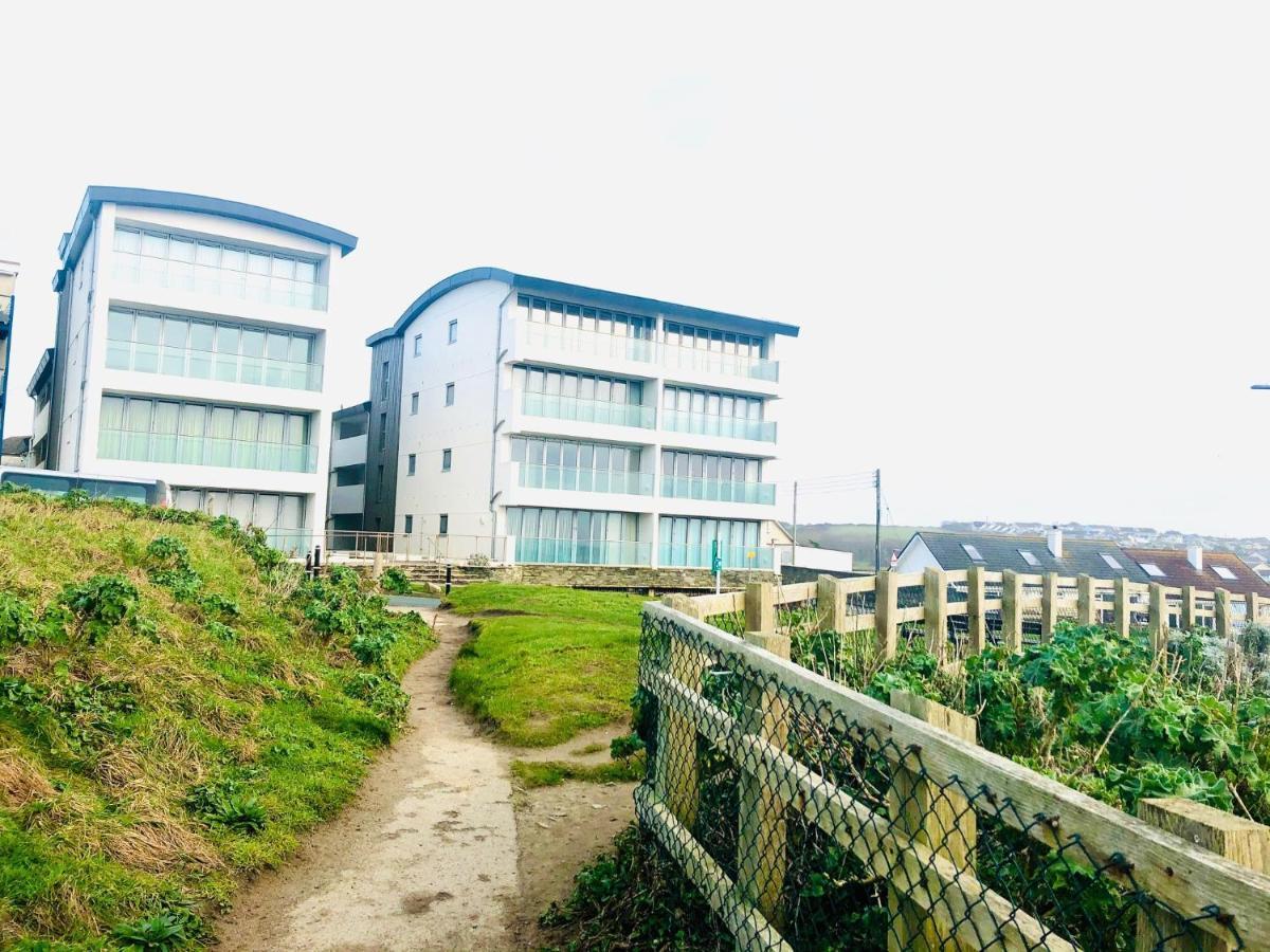 Seaview, Luxury Apartment, 2 Min Walk To Porth Beach Newquay  Luaran gambar