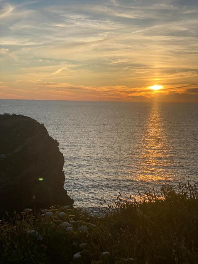 Seaview, Luxury Apartment, 2 Min Walk To Porth Beach Newquay  Luaran gambar