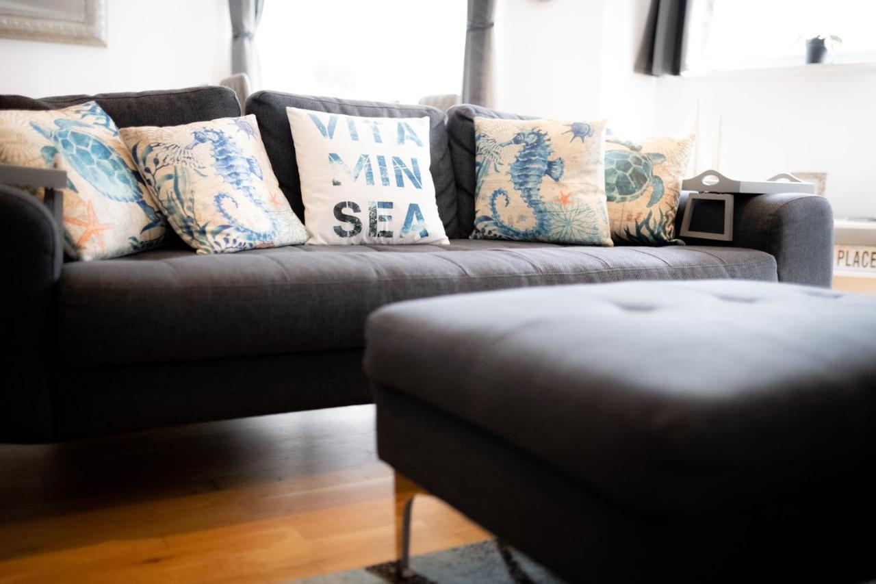 Seaview, Luxury Apartment, 2 Min Walk To Porth Beach Newquay  Luaran gambar