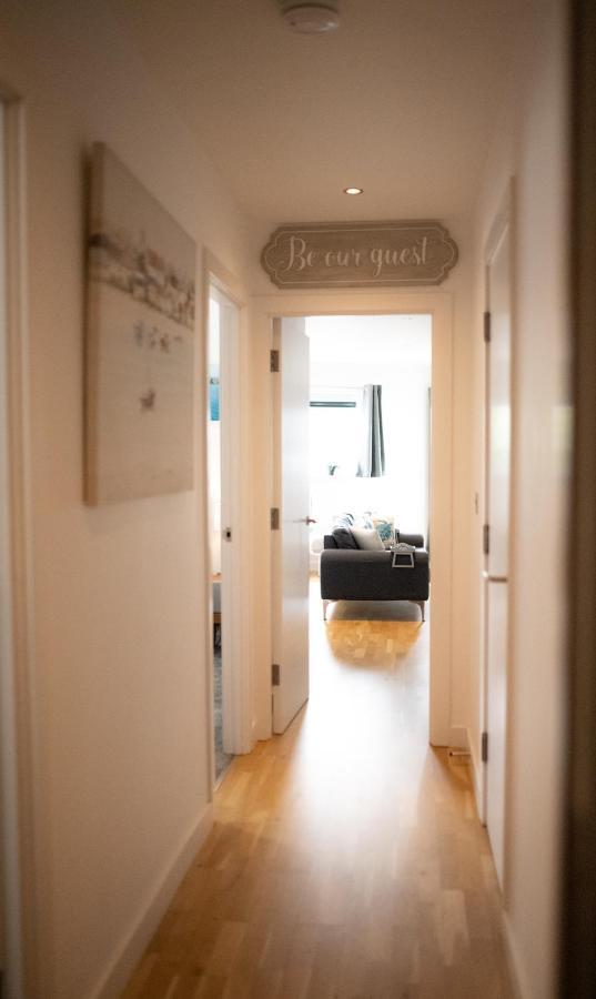 Seaview, Luxury Apartment, 2 Min Walk To Porth Beach Newquay  Luaran gambar